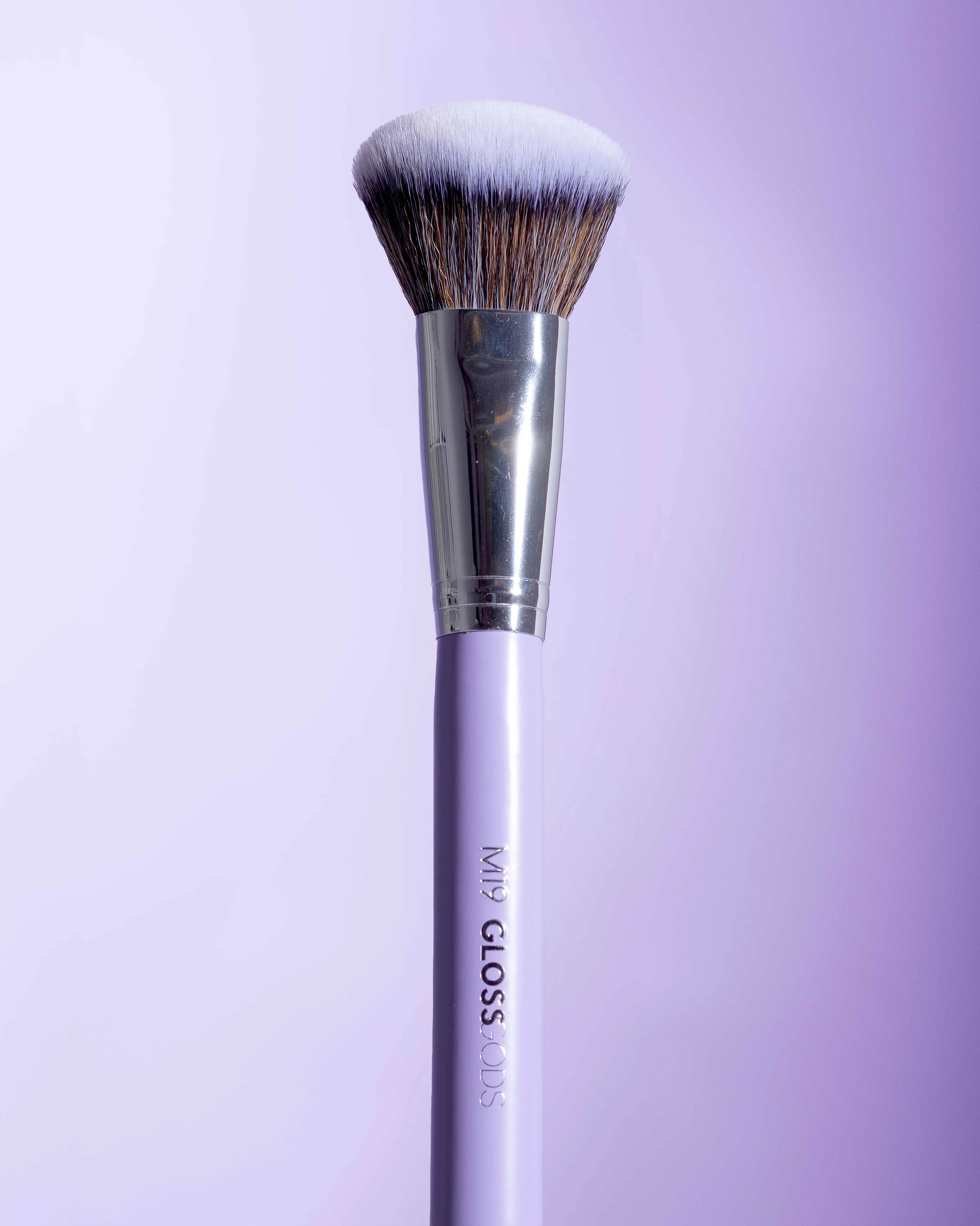 M19 Buffing Foundation Brush